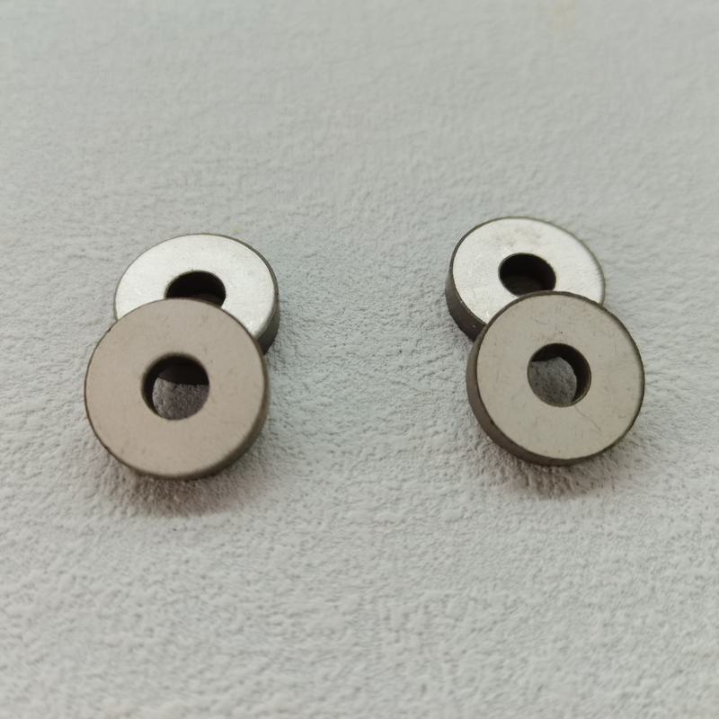 PZT Ring PZT5A Material Piezoelektrischer Keramikringelemente Chinesische Fabrik